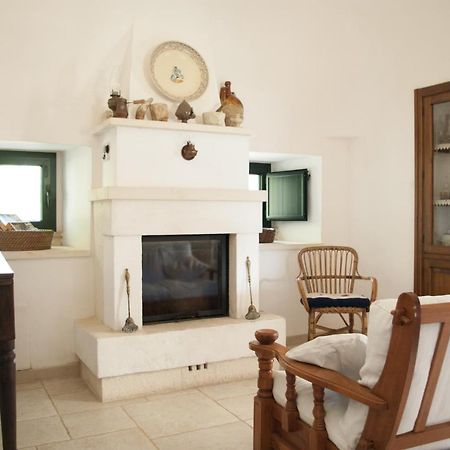 Trulli sul vignale in Masseria Santalachicca Martina Franca Esterno foto